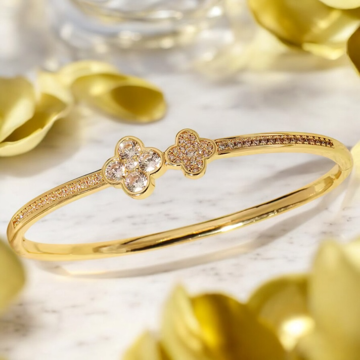 Clover Bracelet