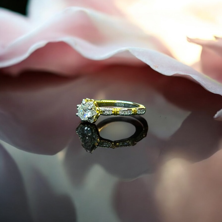 0.5ct Blooming Moissanite Ring