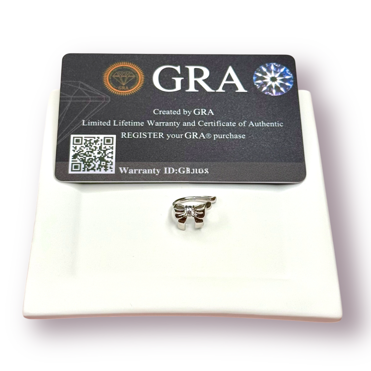 Moissanite Loveribbon Earring