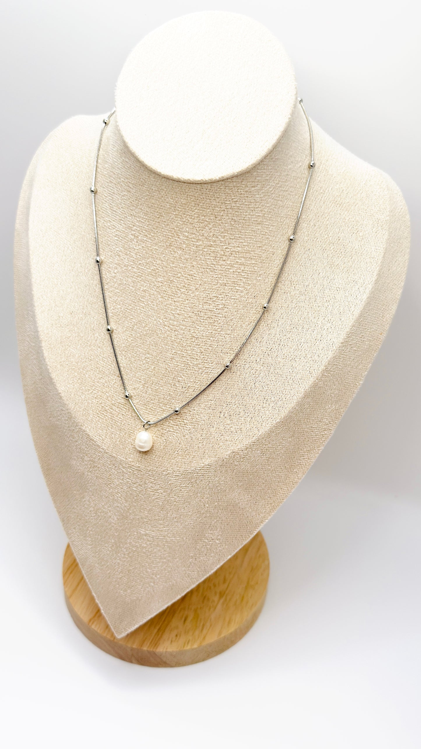 Celeste Pearl Necklace